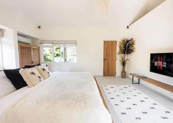 Stylish 2bdr Poolvilla Centre Villa