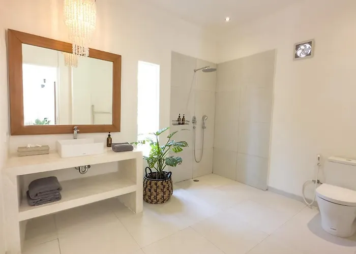 Stylish 2bdr Poolvilla Centre *