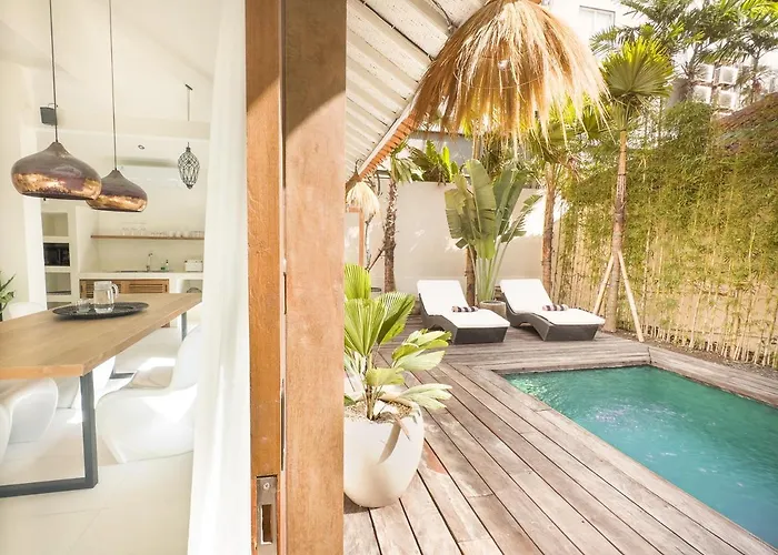 Stylish 2bdr Poolvilla Centre Villa Seminyak