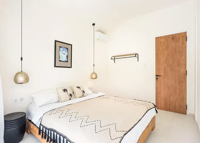 Villa Stylish 2bdr Poolvilla Centre Seminyak